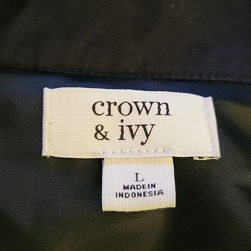 Crown & Ivy navy blue 100% cotton short jacket snap front portrait collar L EUC…